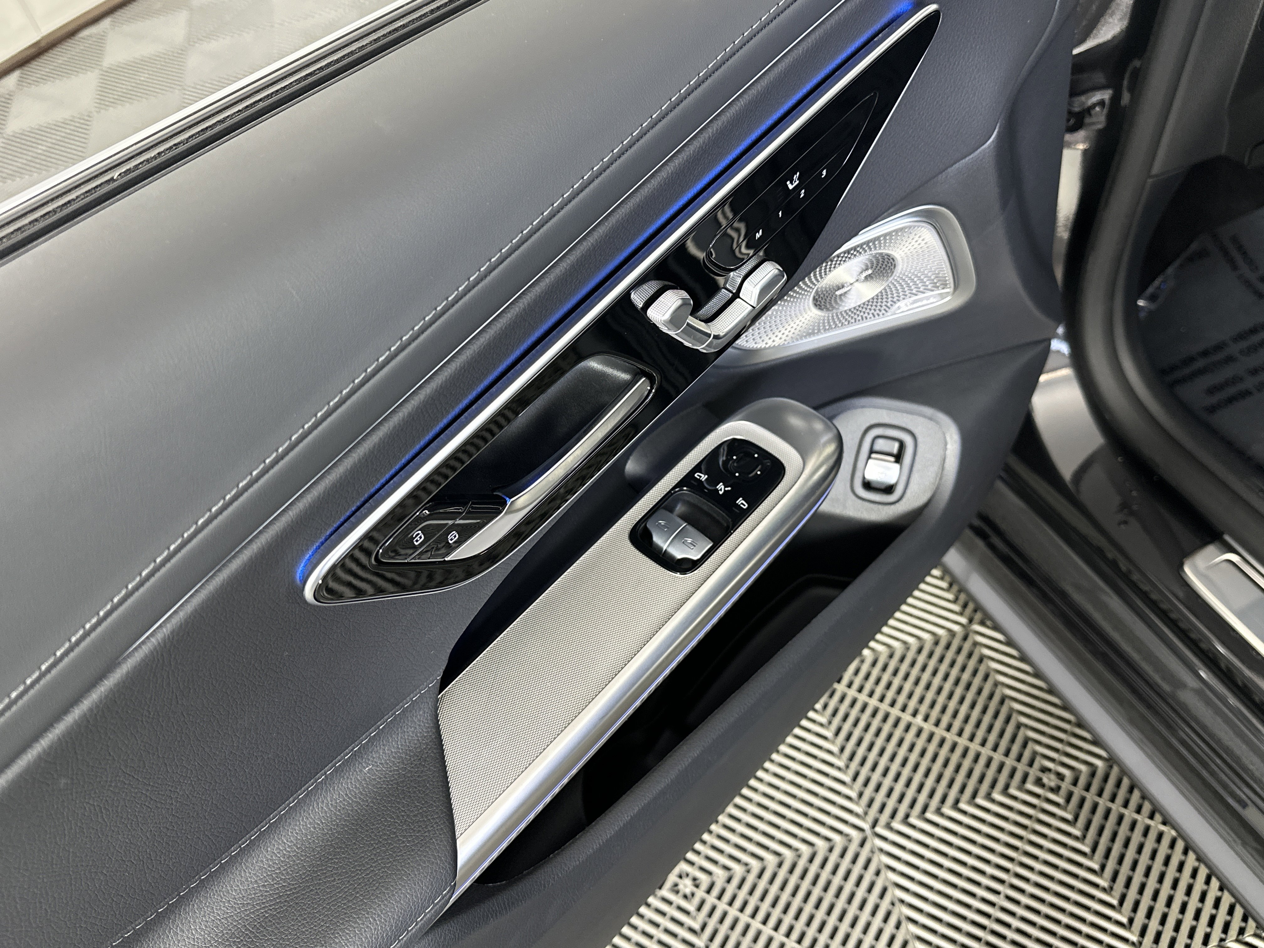 Certified 2024 Mercedes-Benz CLE 300 4MATIC Coupe image 25