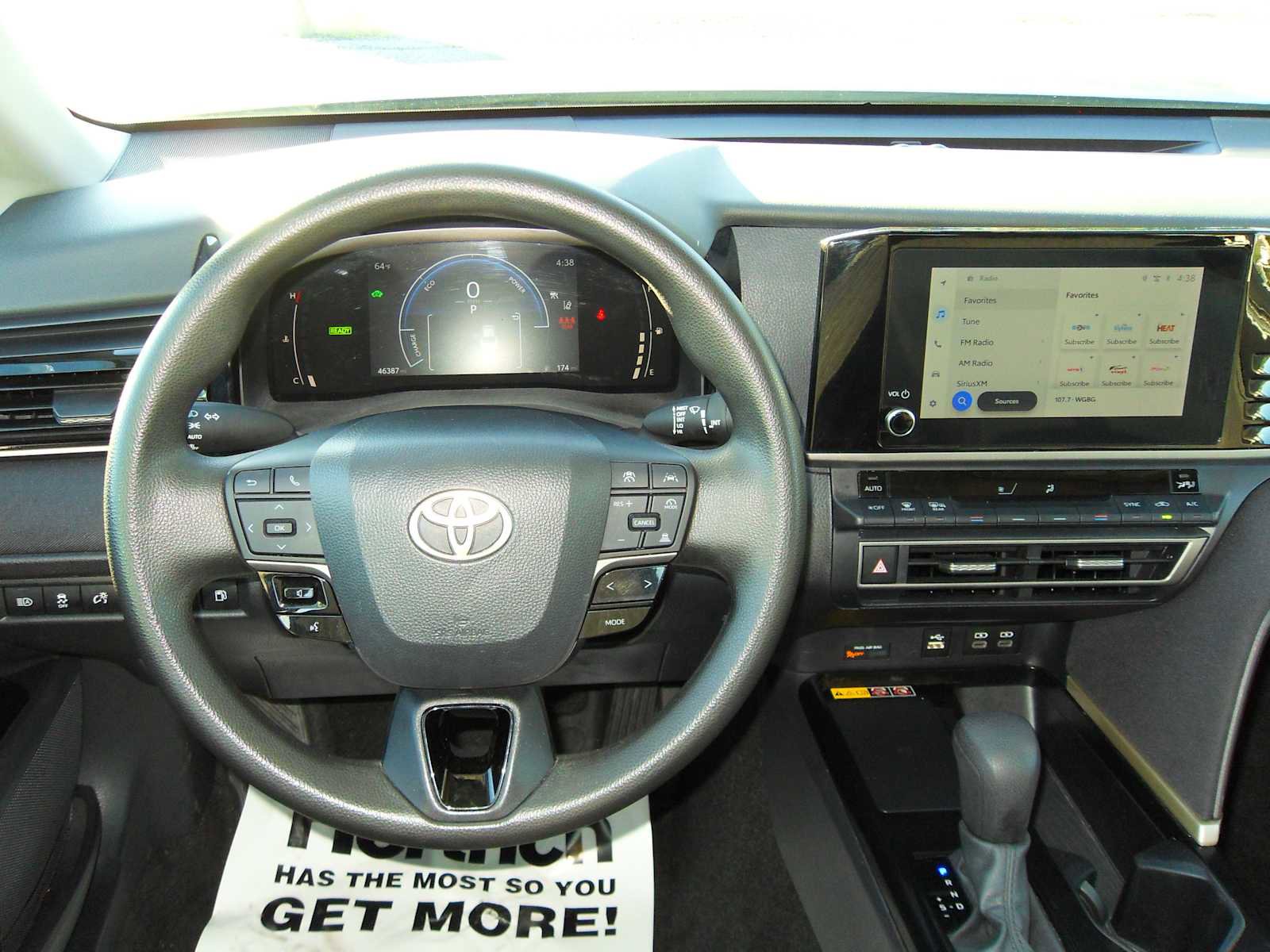 Used 2025 Toyota Camry LE image 24