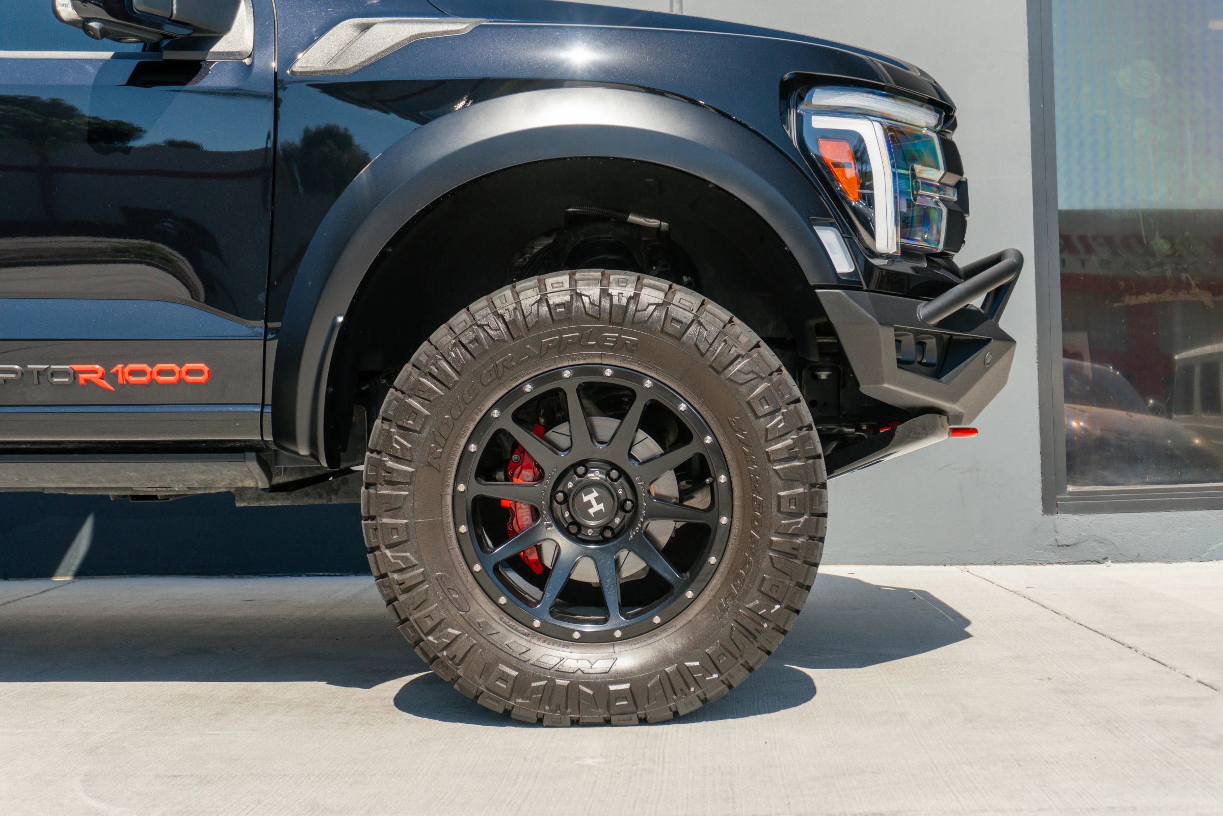 Used 2025 Ford F150 Raptor w/ Equipment Group 803A Raptor R image 44