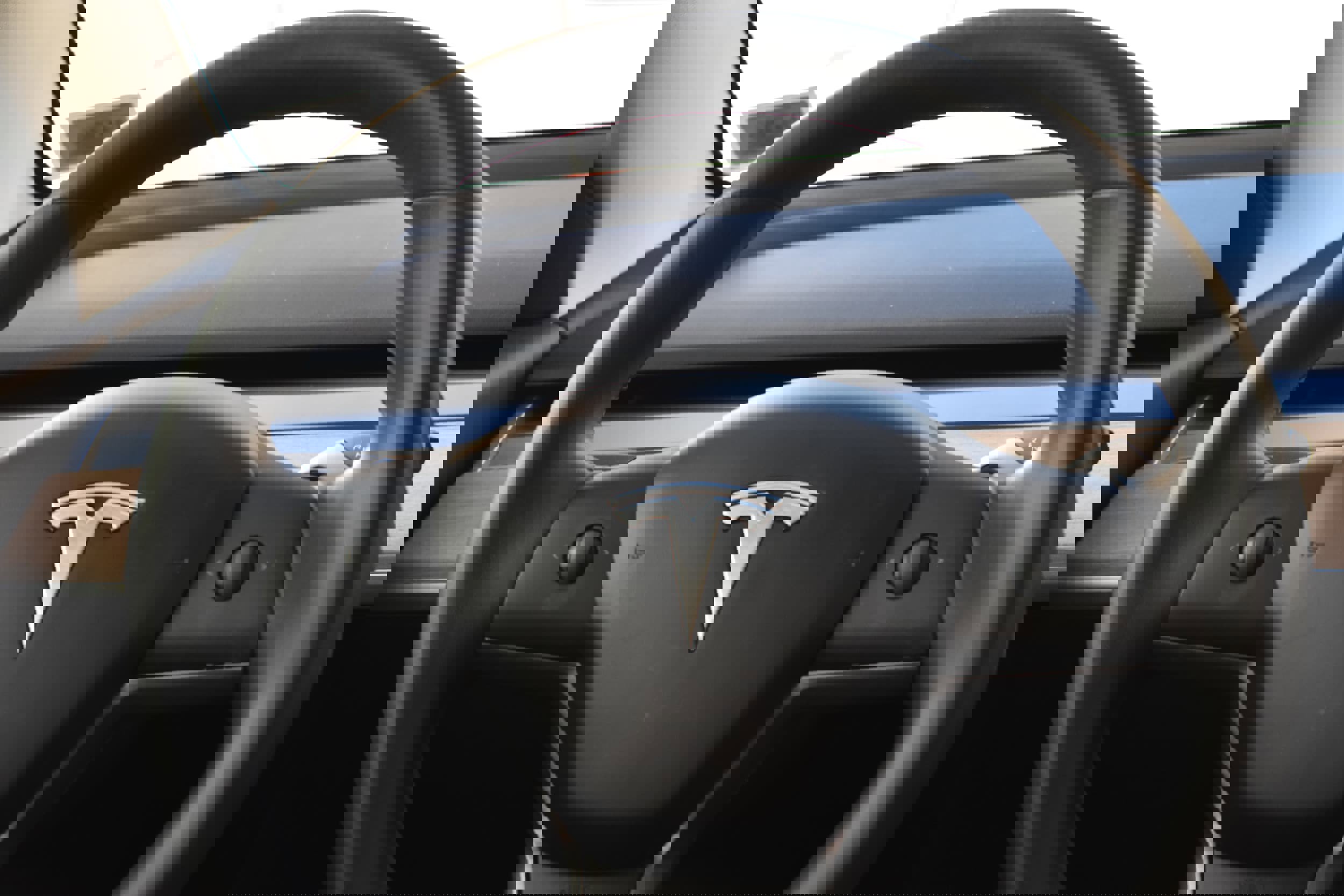 Used 2023 Tesla Model 3 Standard Range image 28