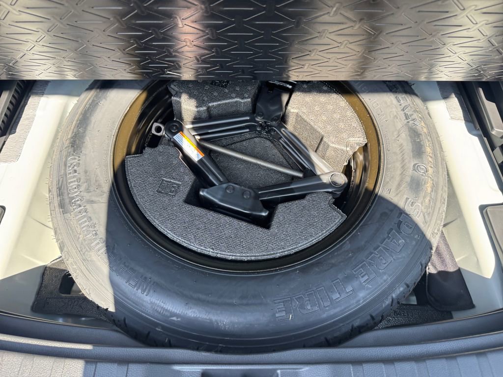 Used 2025 Toyota RAV4 XLE Premium w/ Weather Package image 17