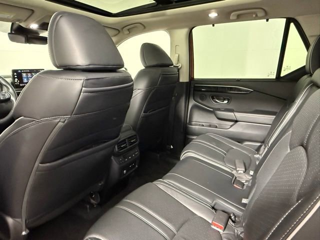 Used 2024 Honda Pilot Elite image 43