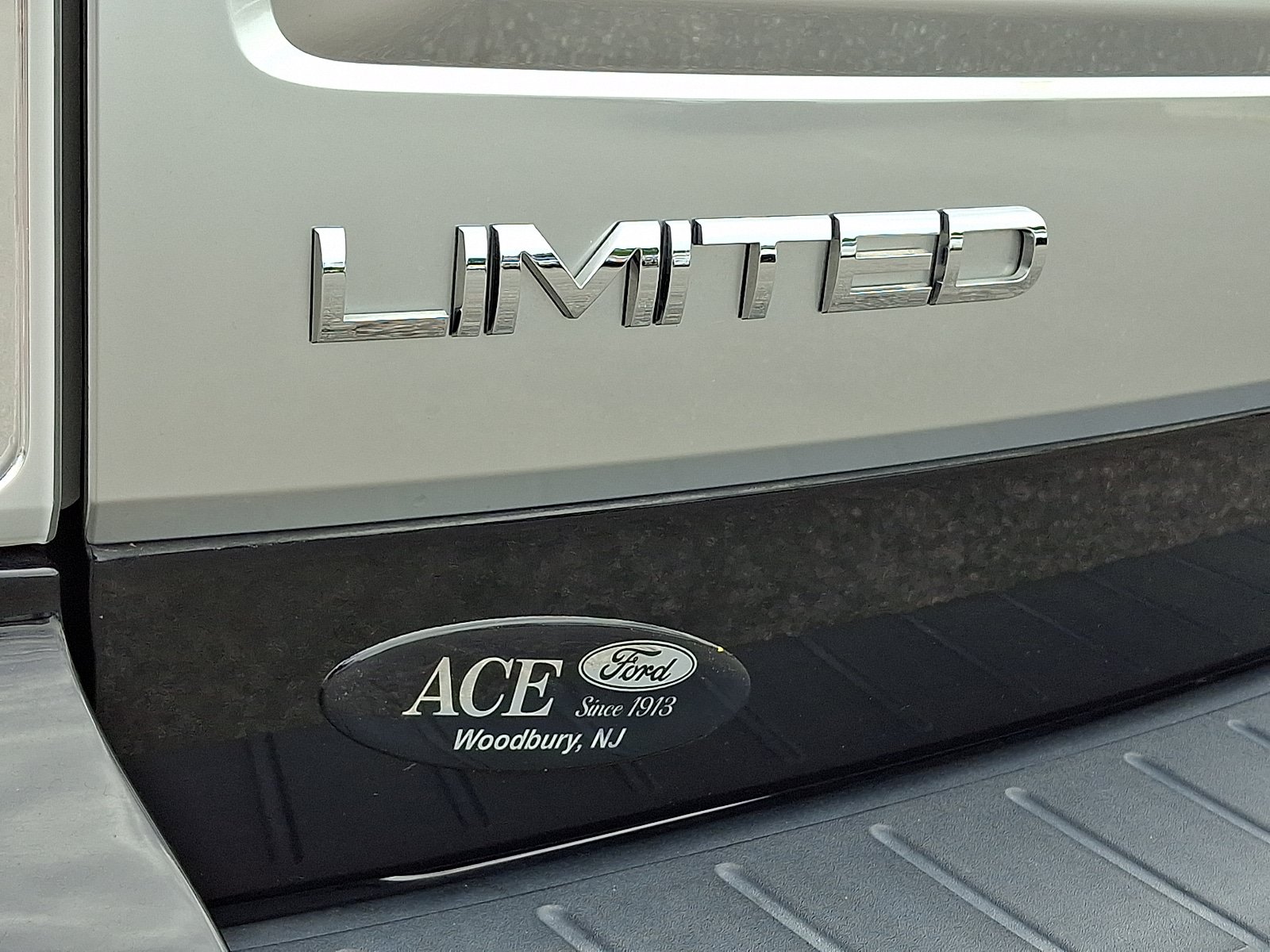 Used 2019 Ford Flex Limited w/ Equipment Group 303A AWD/4WD image 30