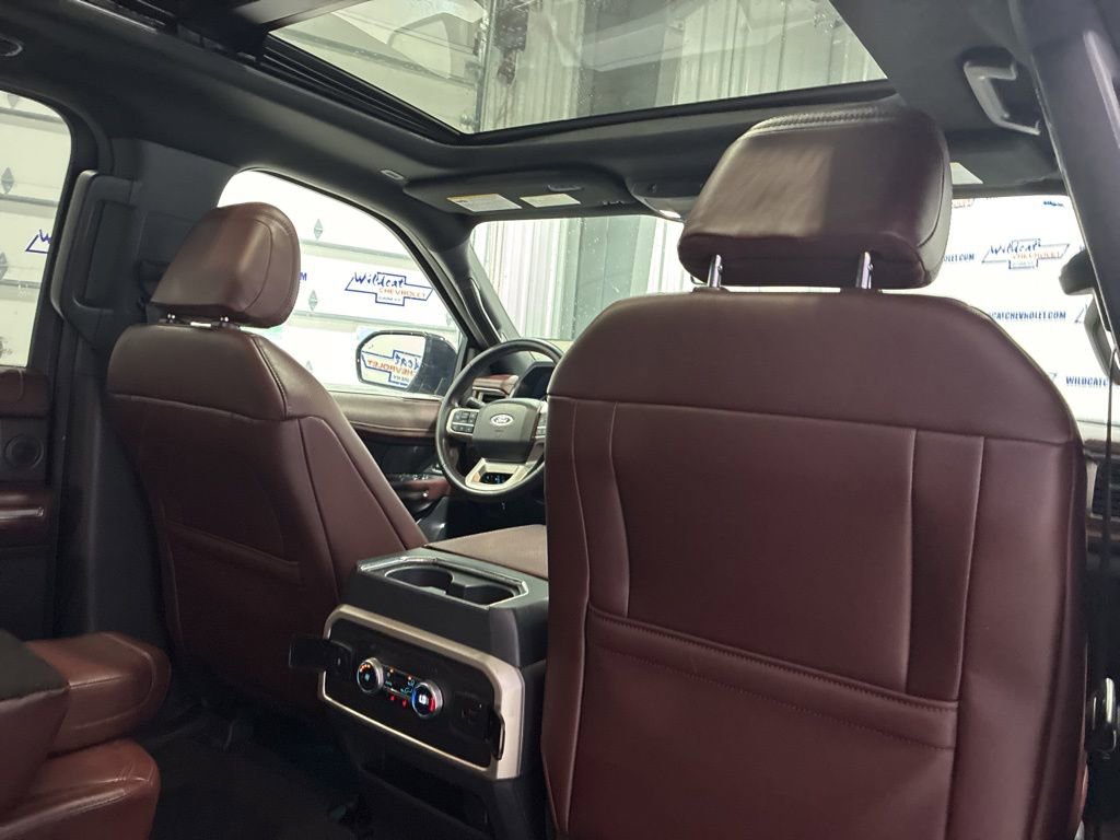 Used 2024 Ford Expedition Limited image 48
