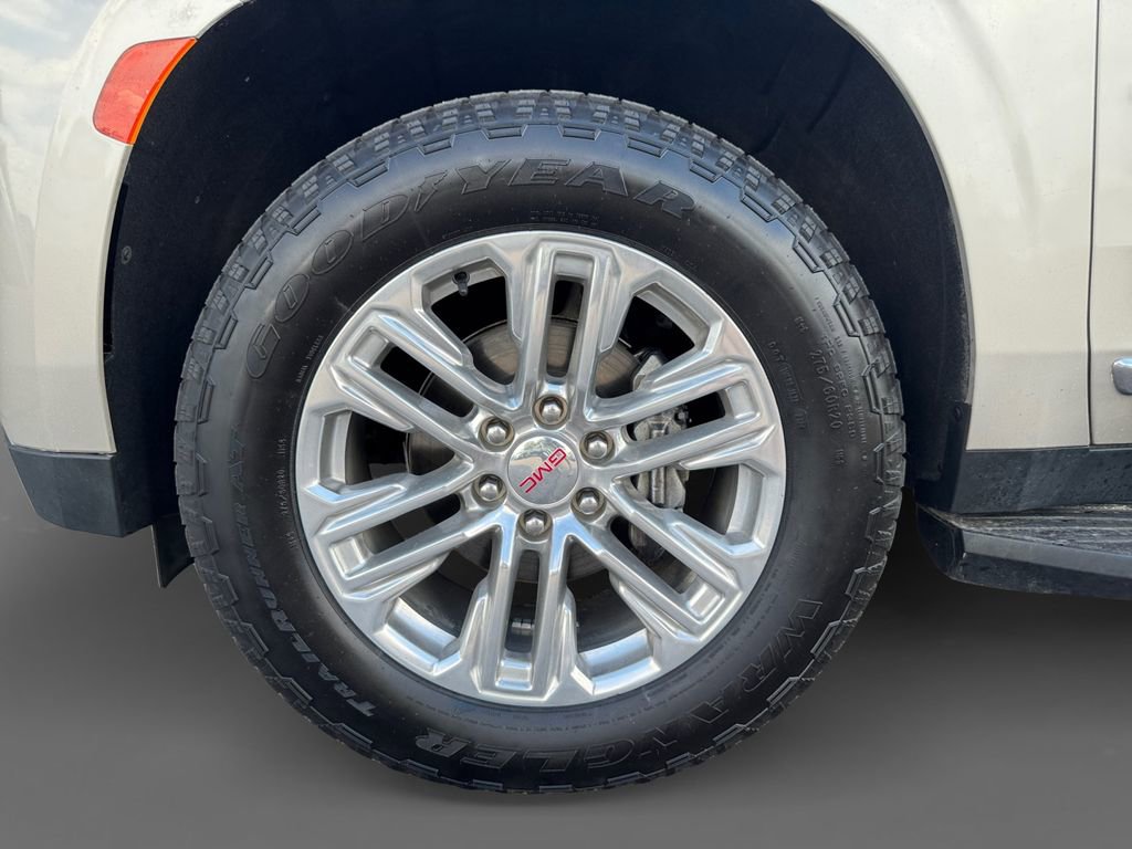 Used 2022 GMC Yukon SLT image 15