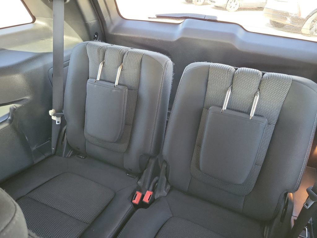 Used 2019 Ford Explorer XLT AWD/4WD image 27