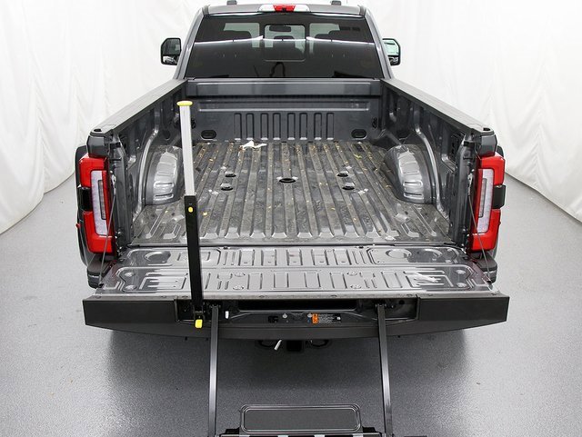 New 2026 Ford F450 Platinum image 6