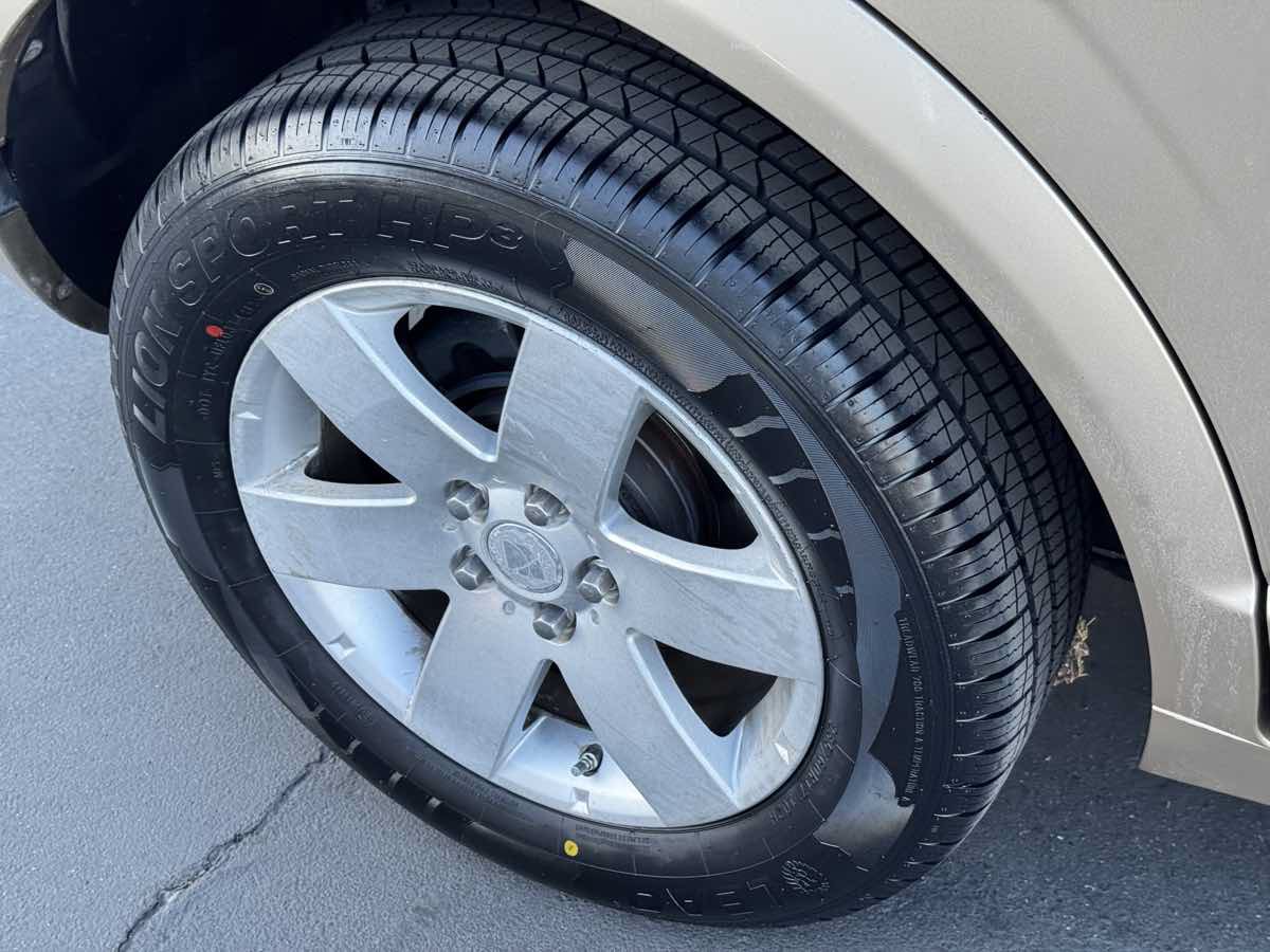 Used 2008 Saturn Vue XR w/ Convenience Package FWD image 21