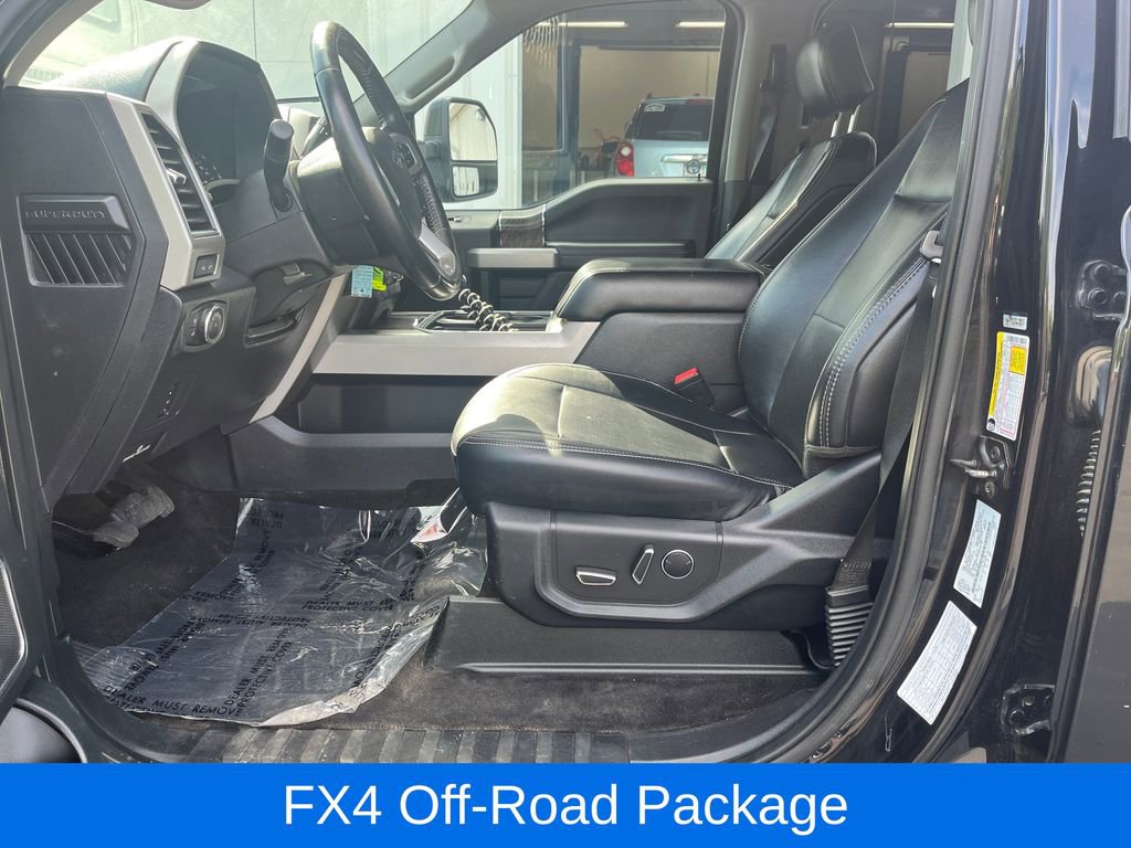Used 2019 Ford F250 Lariat w/ FX4 Off-Road Package AWD/4WD image 11