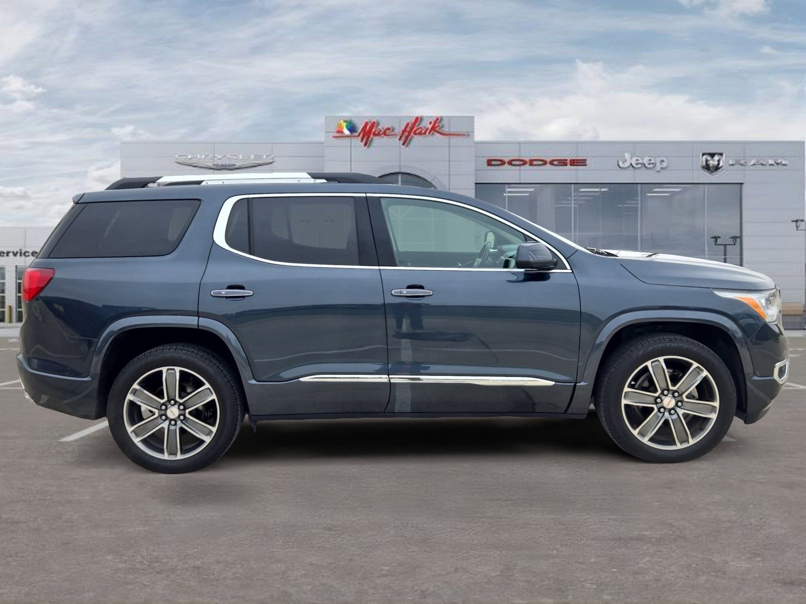 Used 2019 GMC Acadia Denali w/ Technology Package image 6