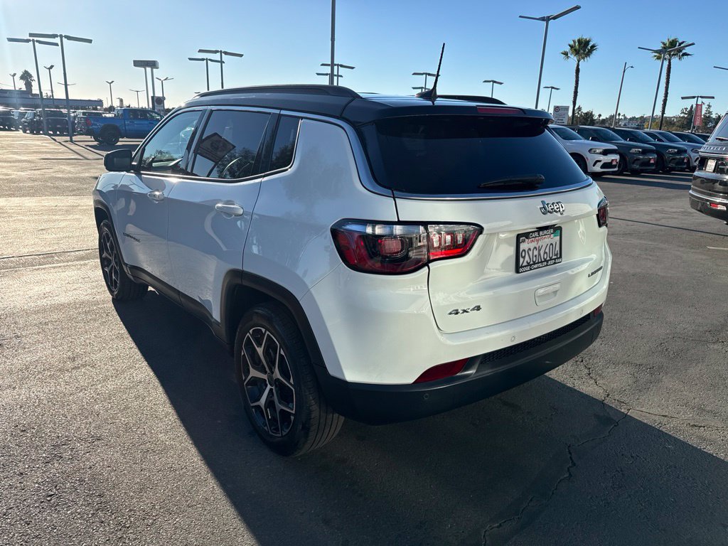 Certified 2025 Jeep Compass Limited AWD/4WD image 5