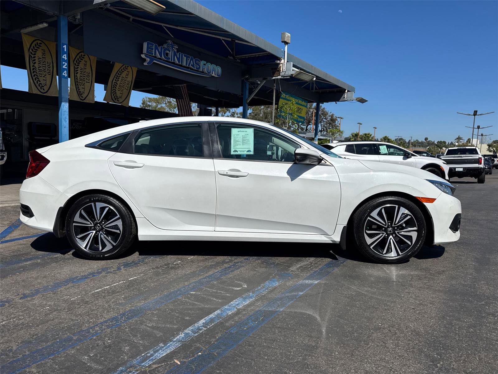 Used 2016 Honda Civic EX-L image 7