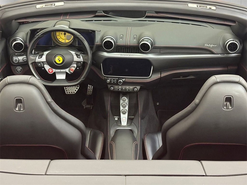 Used 2019 Ferrari Portofino image 19