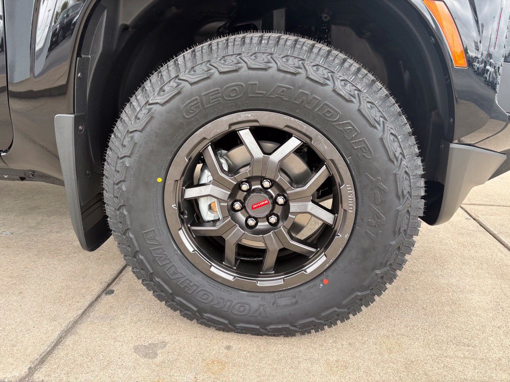 New 2027 Nissan Frontier SV w/ SV Convenience Package RWD image 8
