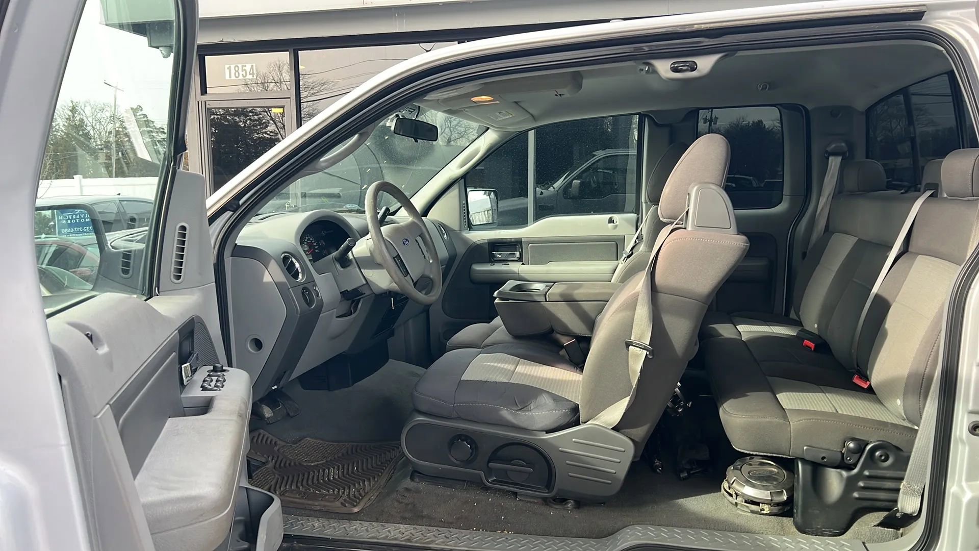 Used 2006 Ford F150 XLT image 18