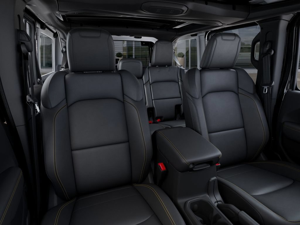 New 2025 Jeep Wrangler Unlimited Sahara w/ Safety Group AWD/4WD image 17