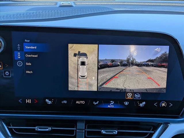 New 2026 Chevrolet Equinox EV LT image 12