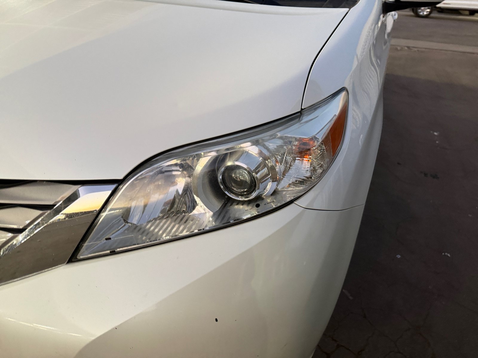 Used 2016 Toyota Sienna XLE FWD image 9