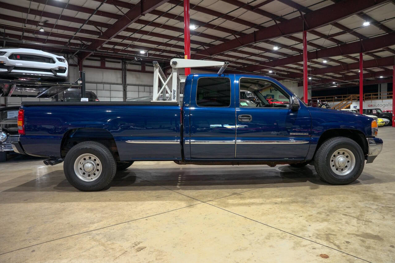 Used 1999 GMC Sierra 2500 SLE 3dr Extended Cab LB HD w/ Marketing Option Pkg image 10