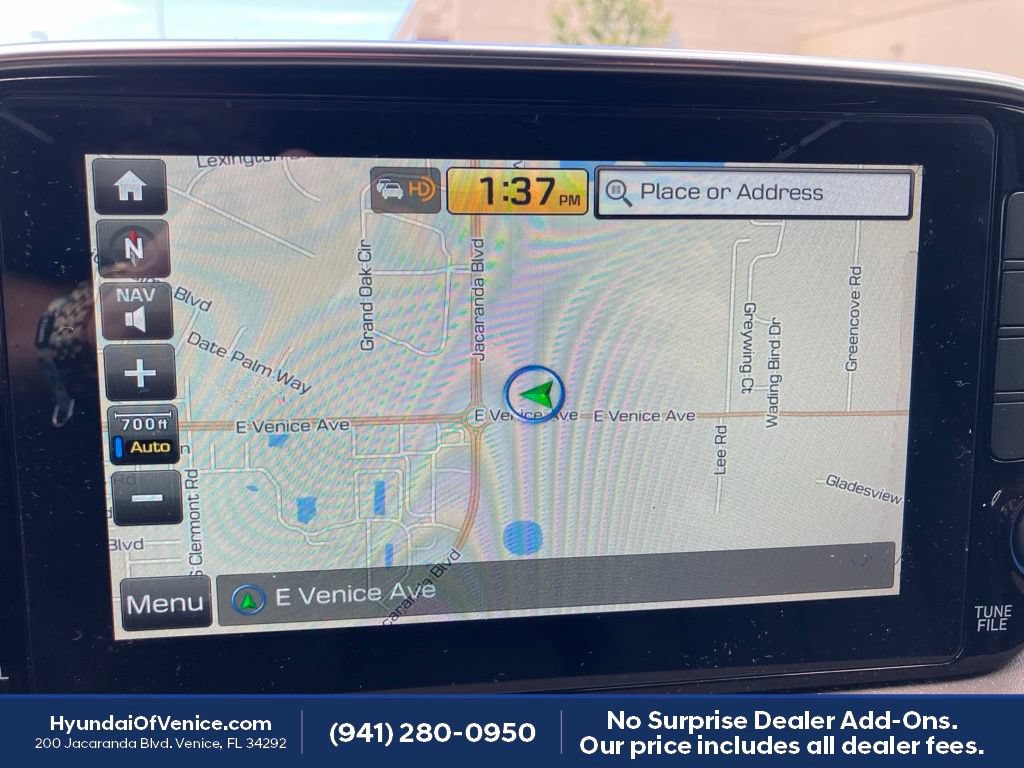 Used 2020 Hyundai Santa Fe Limited FWD image 6
