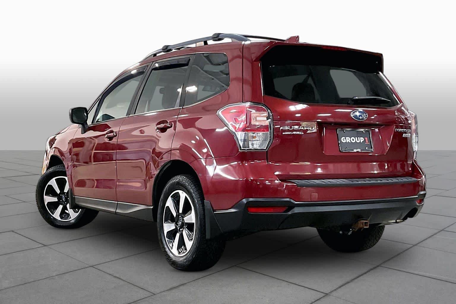 Used 2017 Subaru Forester 2.5i Premium AWD/4WD image 12