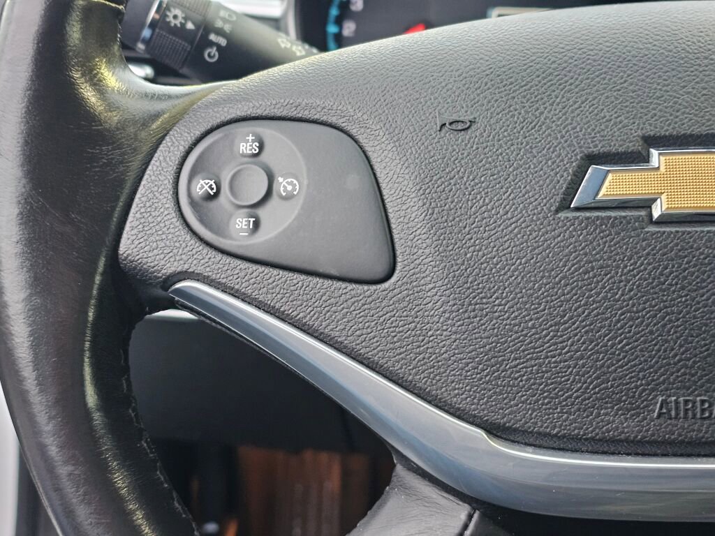 Used 2015 Chevrolet Impala LT FWD image 24