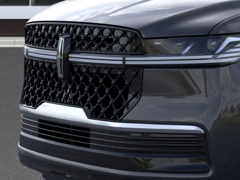 New 2025 Lincoln Navigator Reserve image 17