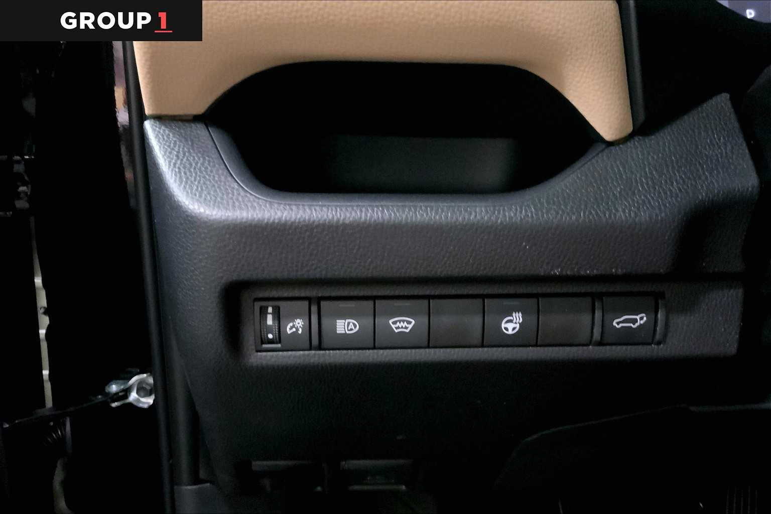 Used 2025 Toyota RAV4 XLE Premium w/ Weather Package AWD/4WD image 19