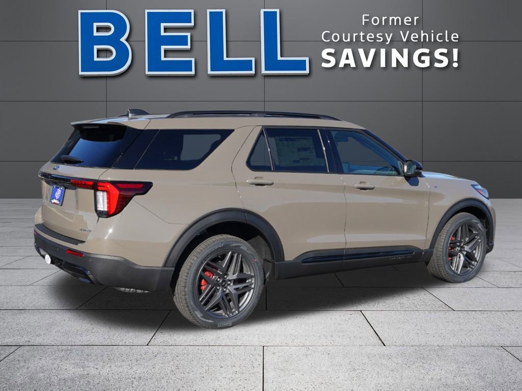 New 2026 Ford Explorer ST-Line w/ ST-Line Street Pack image 3
