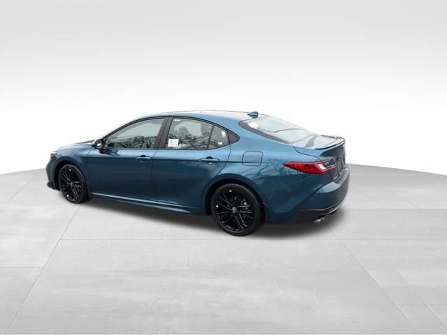 New 2026 Toyota Camry SE image 3