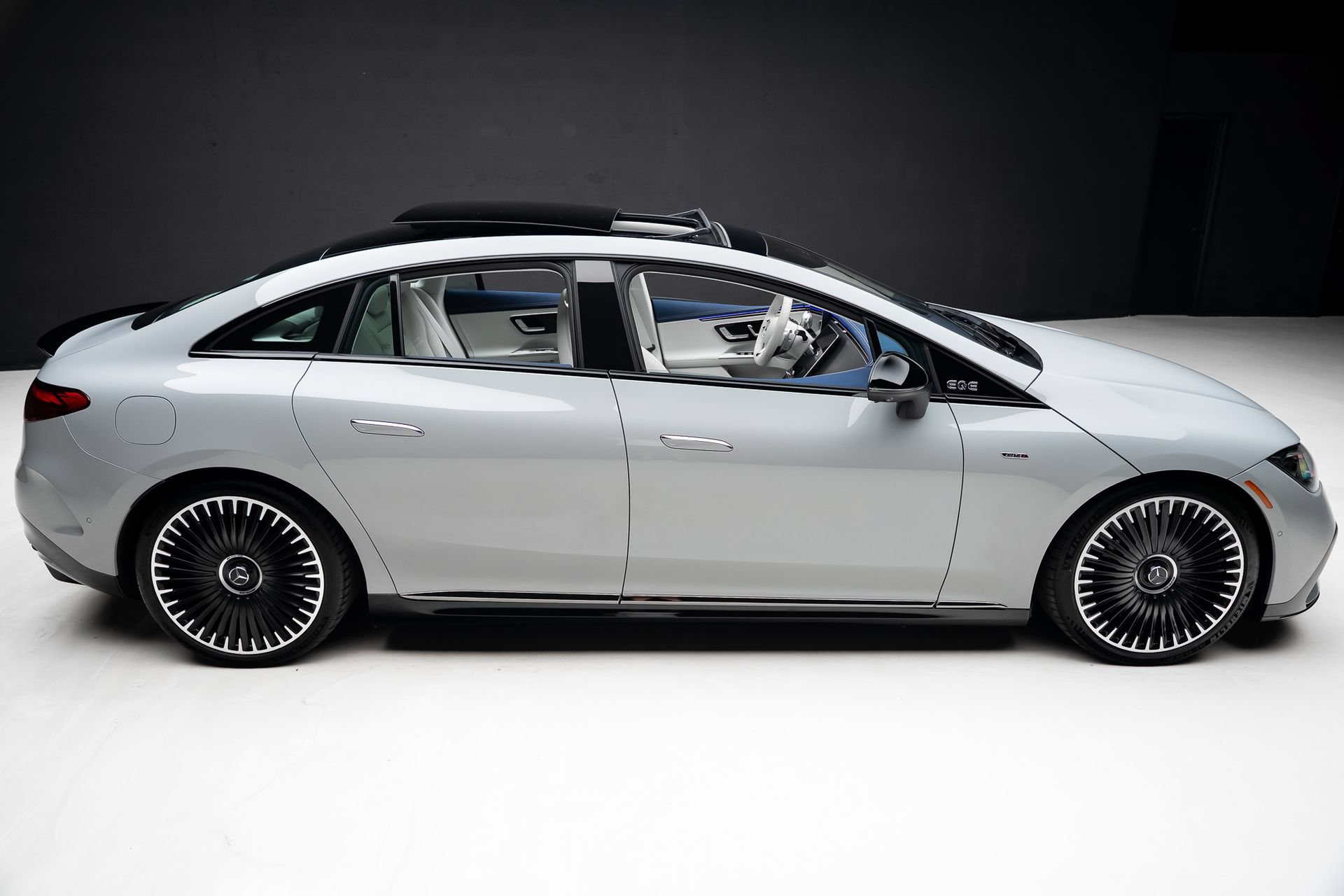 Used 2023 Mercedes-Benz EQE AMG 4MATIC Sedan image 37