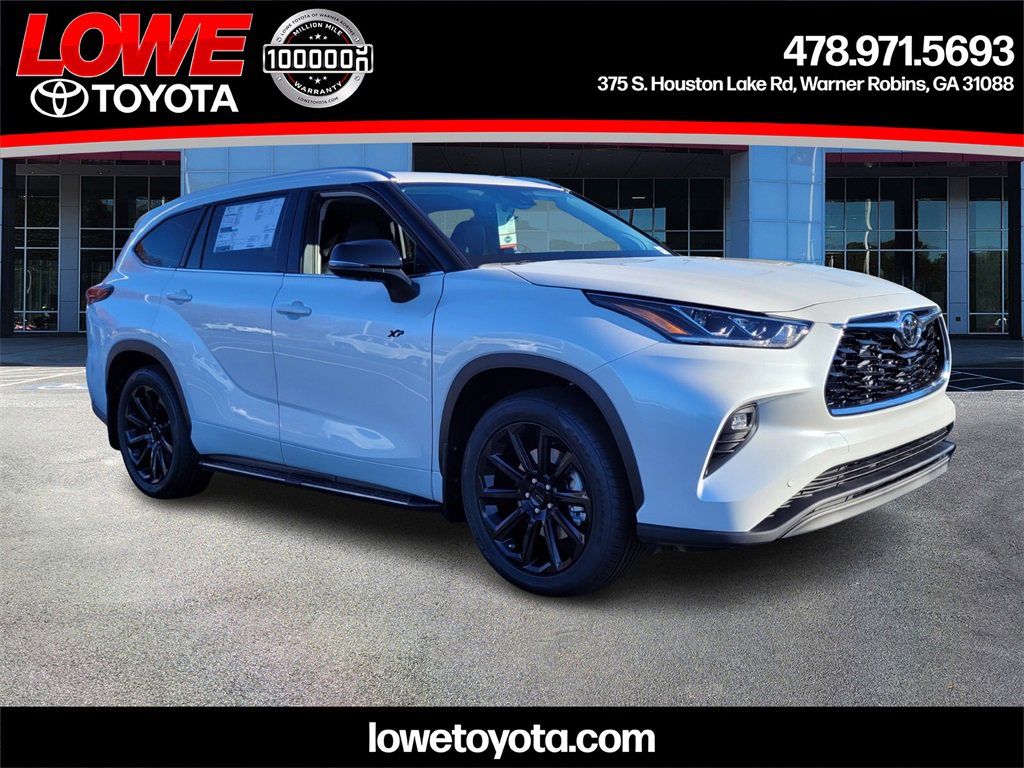 New 2026 Toyota Highlander Limited image 1