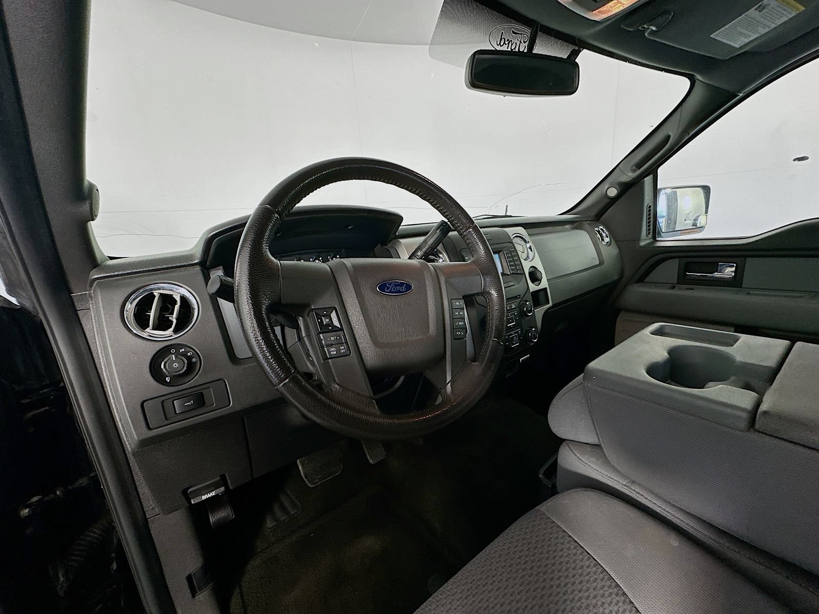 Used 2014 Ford F150 XLT w/ Equipment Group 302A Luxury RWD image 9