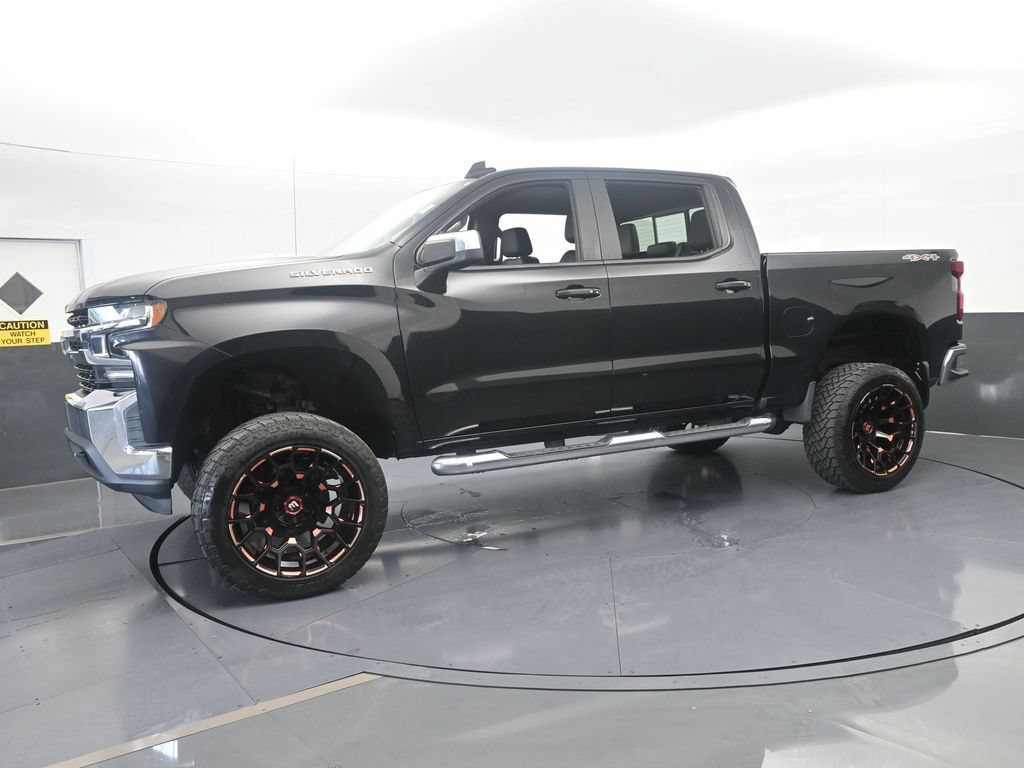 Used 2019 Chevrolet Silverado 1500 LT w/ All-Star Edition AWD/4WD image 2
