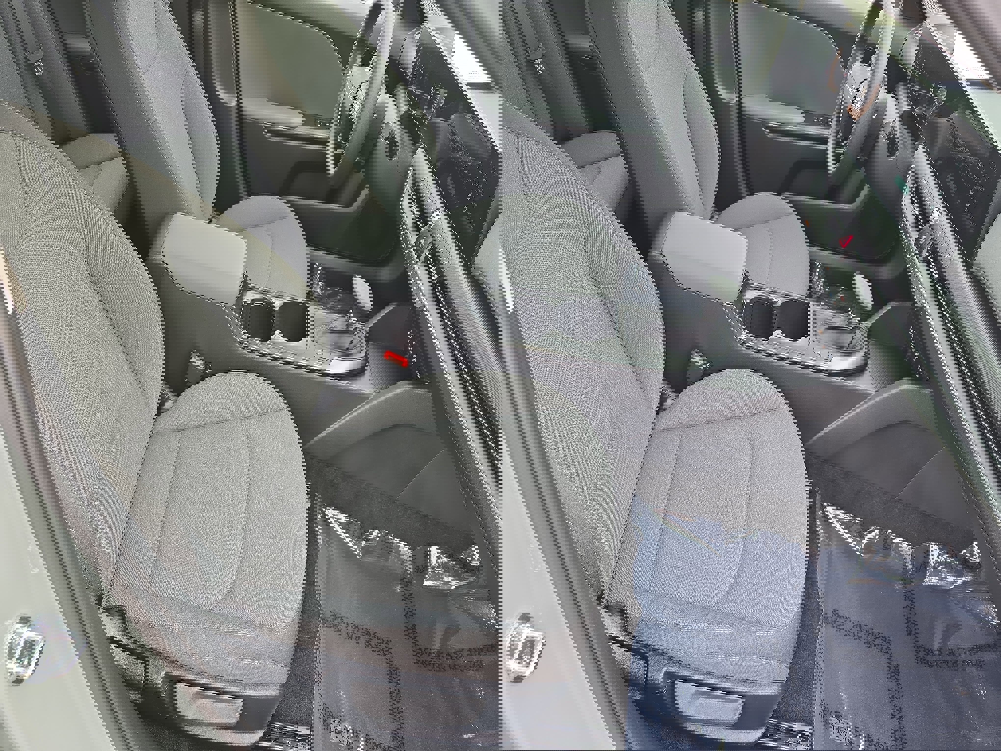 Used 2025 Kia K4 LXS image 10