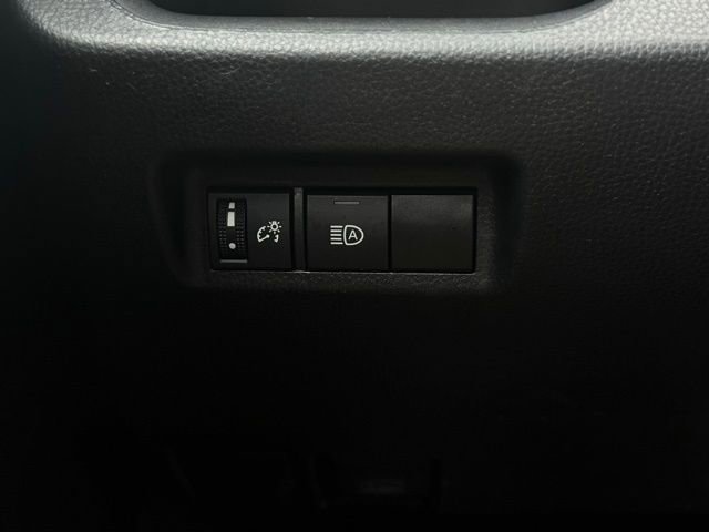 Used 2024 Toyota RAV4 LE image 26