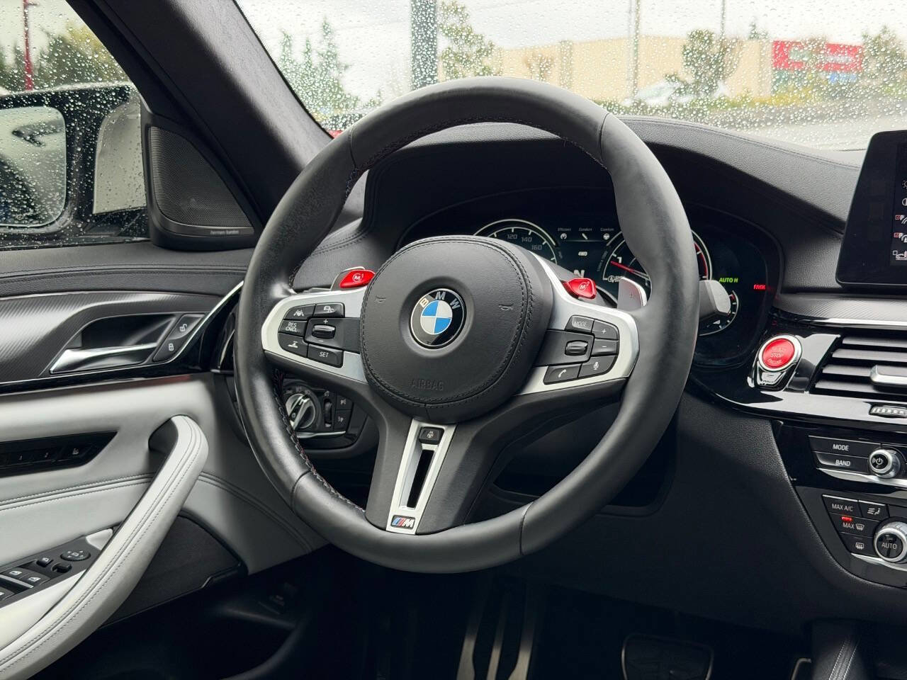 Used 2018 BMW M5 w/ Executive Package image 31