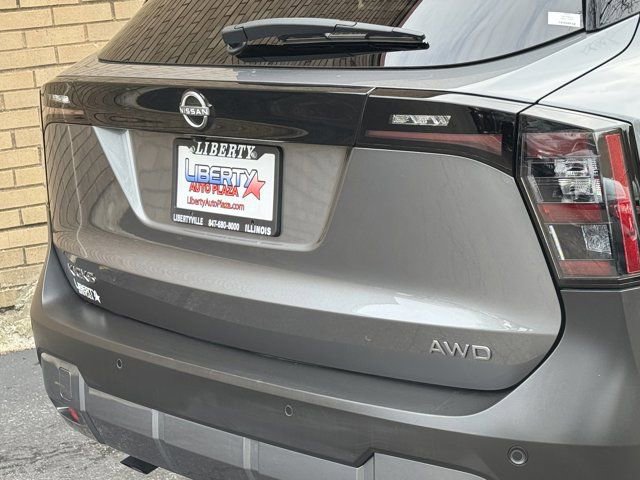 New 2025 Nissan Kicks SV image 14