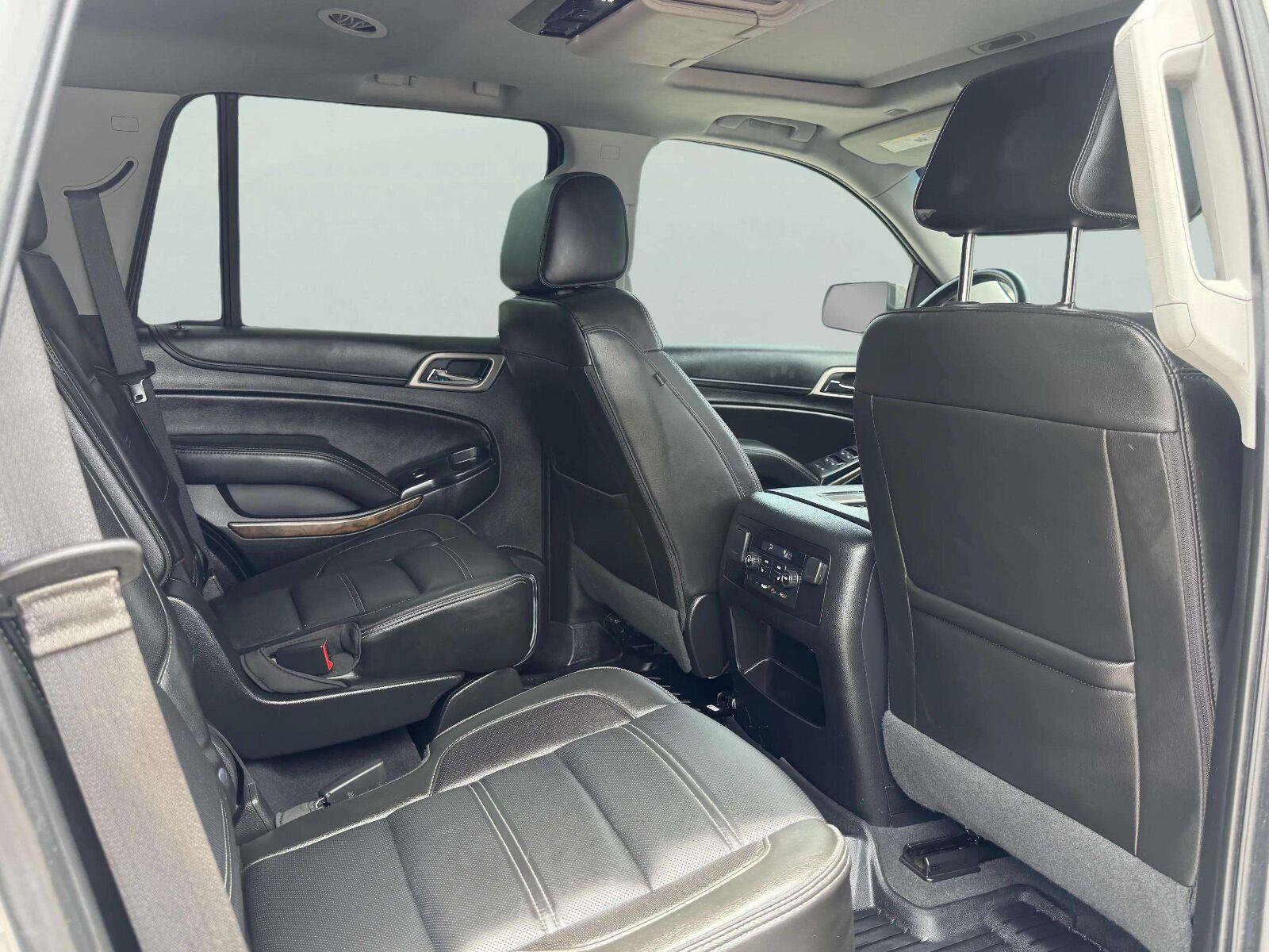 Used 2019 GMC Yukon Denali w/ Denali Ultimate Package AWD/4WD image 58