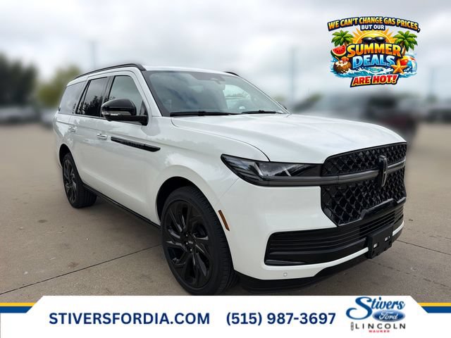 New 2027 Lincoln Navigator Reserve w/ Jet Appearance Package AWD/4WD image 1