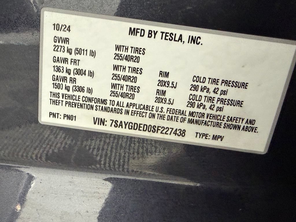 Used 2025 Tesla Model Y Long Range RWD image 33