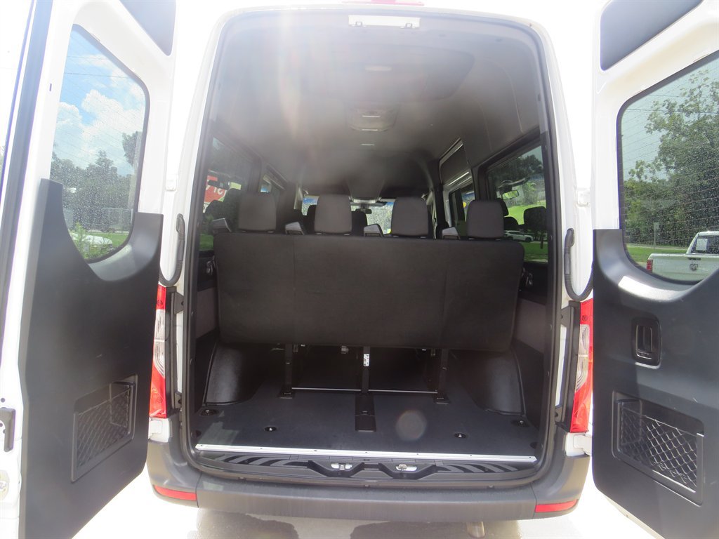 Used 2024 Mercedes-Benz Sprinter 2500 image 17