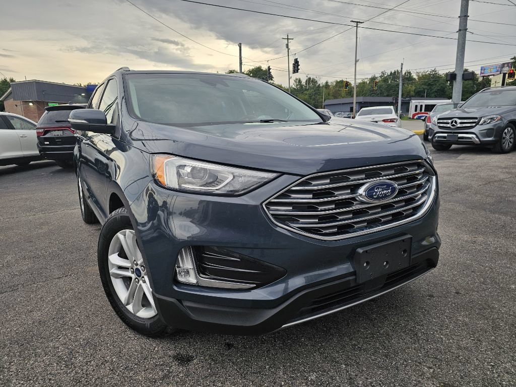 Used 2019 Ford Edge SEL w/ Equipment Group 201A AWD/4WD image 2