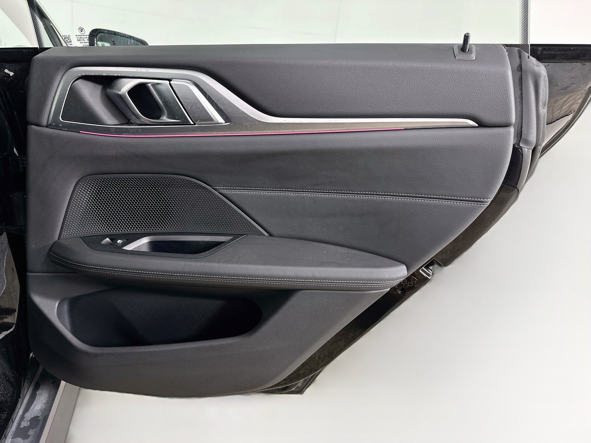 Used 2025 BMW i4 eDrive40 RWD image 32