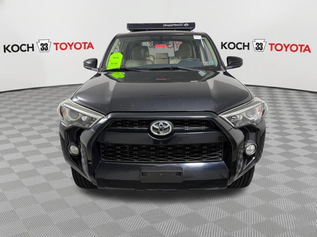 Used 2019 Toyota 4Runner SR5 AWD/4WD image 2