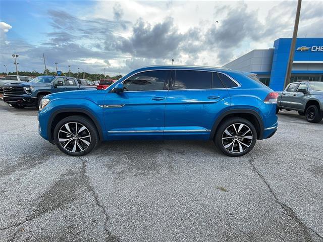 Used 2024 Volkswagen Atlas Cross Sport SEL Premium R-Line image 4