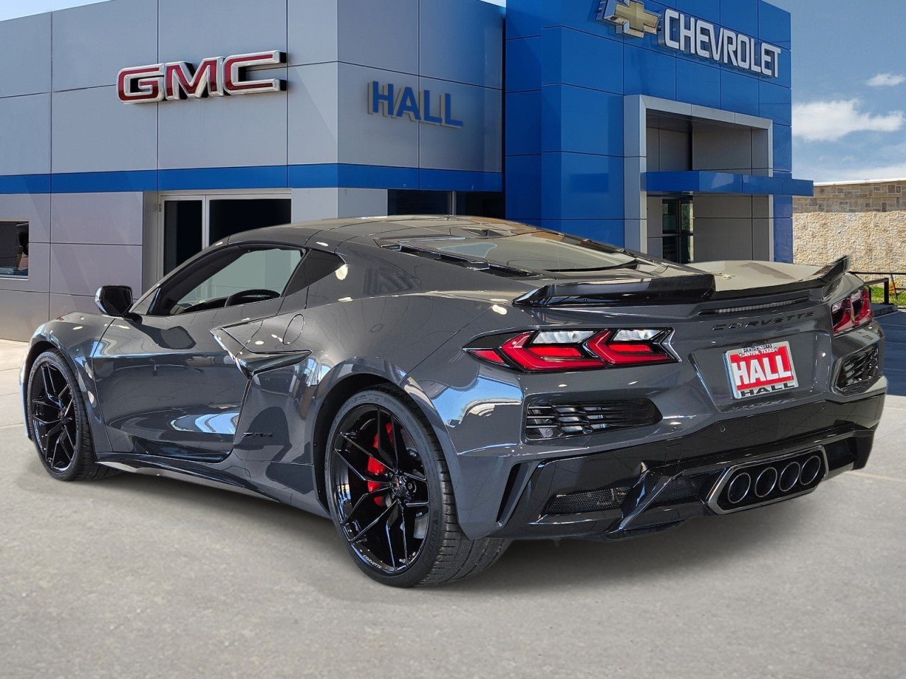 New 2027 Chevrolet Corvette Z06 w/ Stealth Interior Trim Package RWD image 3