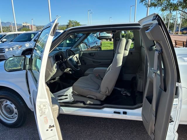 Used 2003 GMC Sonoma SL w/ Convenience Package RWD image 18