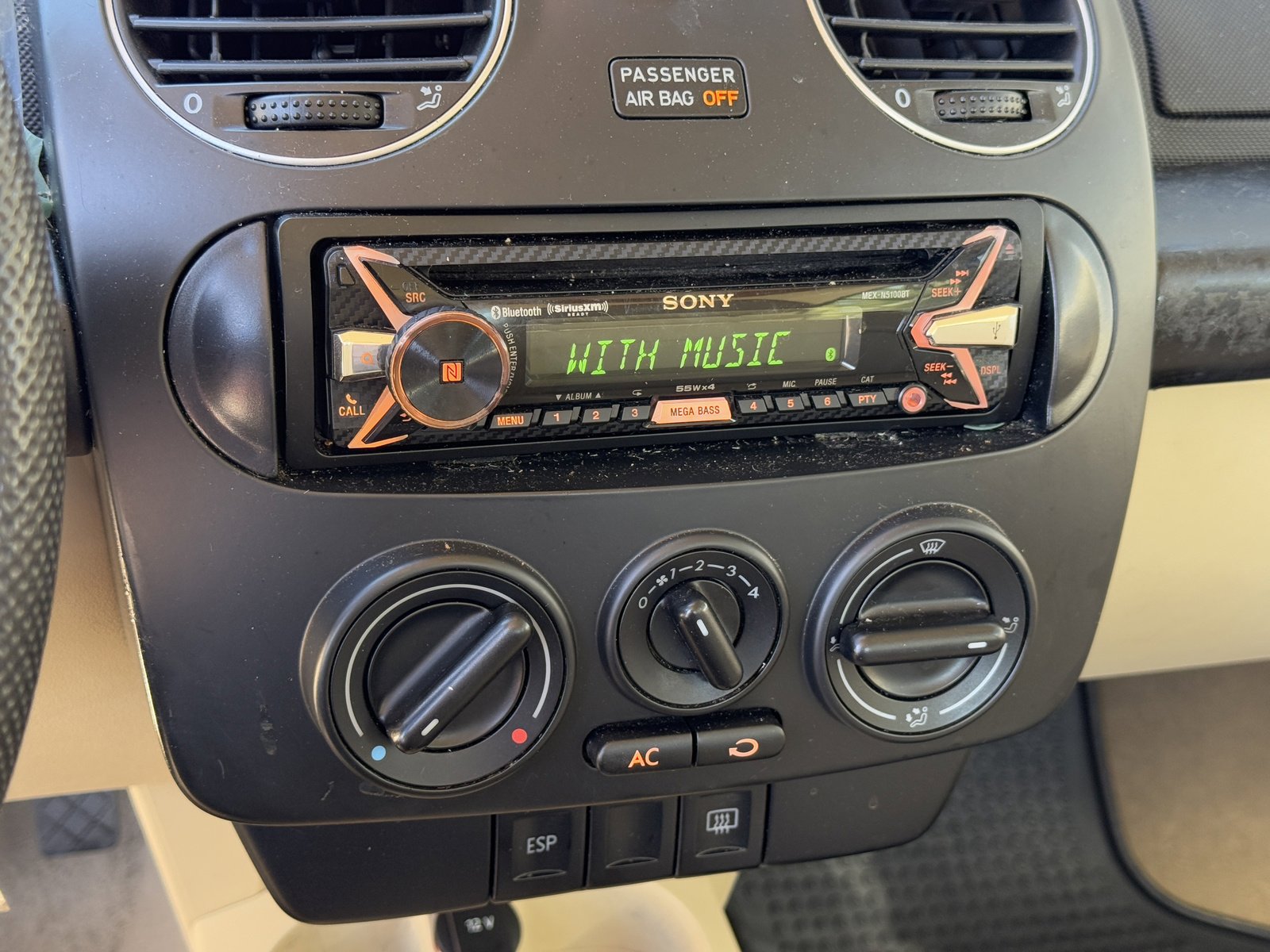 Used 2008 Volkswagen Beetle S image 14