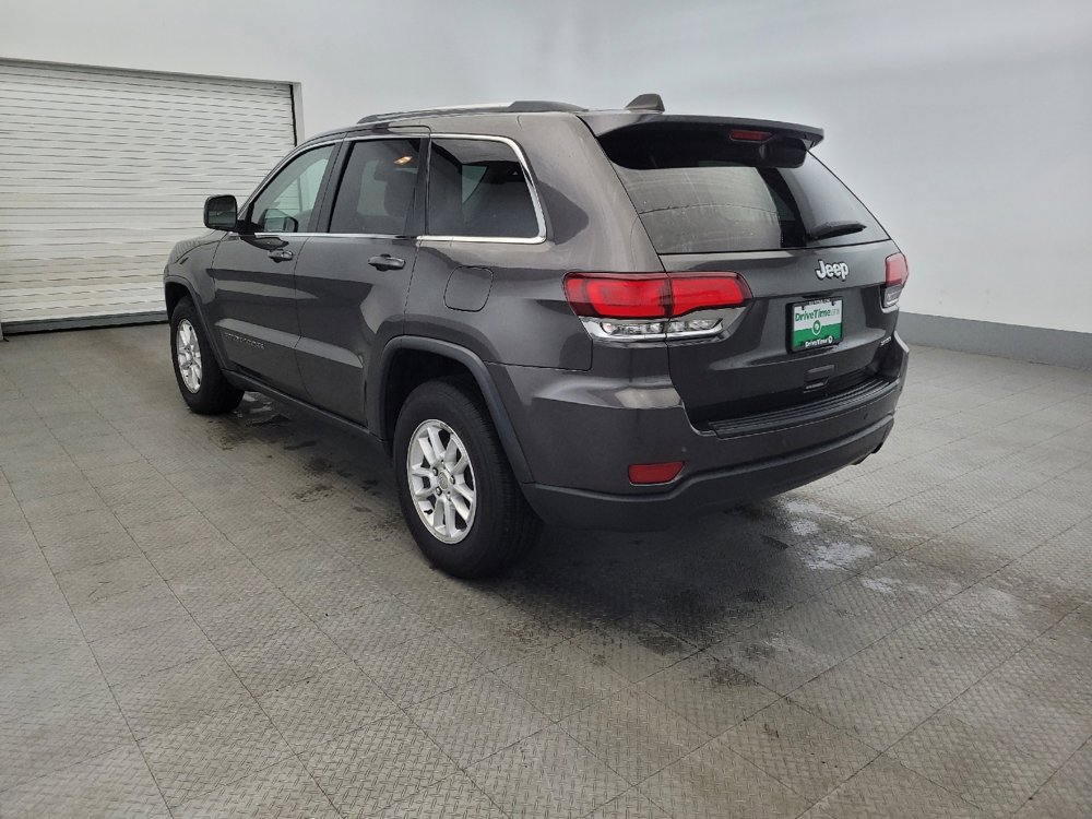 Used 2020 Jeep Grand Cherokee Laredo image 5